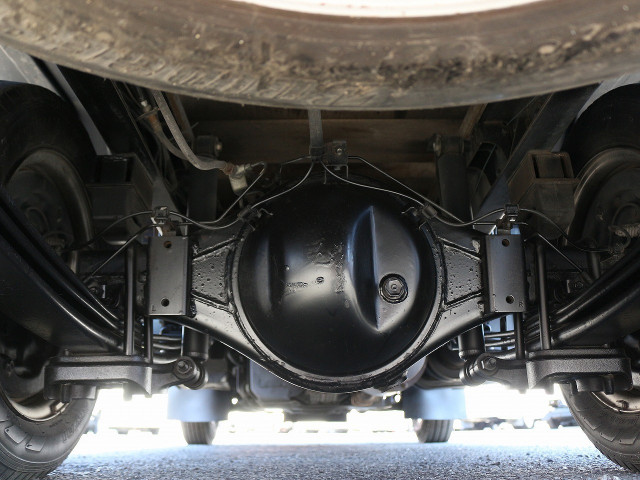 日野デュトロ平ボディ小型（2t・3t）[写真19]