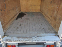 三菱ふそうキャンターアルミバン小型（2t・3t）[写真14]