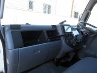 三菱ふそうキャンターアルミバン小型（2t・3t）[写真36]