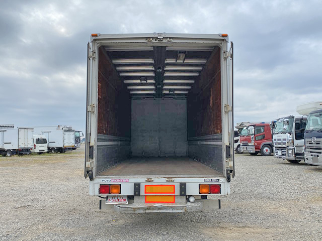 三菱ふそうファイターアルミウイング中型（4t）[写真11]