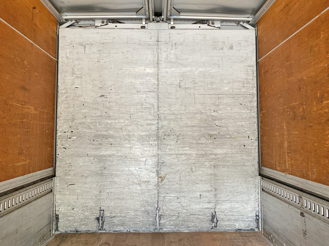 三菱ふそうファイターアルミウイング中型（4t）[写真14]