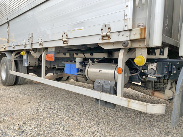 三菱ふそうファイターアルミウイング中型（4t）[写真21]