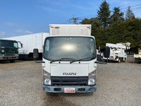 いすゞエルフアルミバン小型（2t・3t）[写真06]