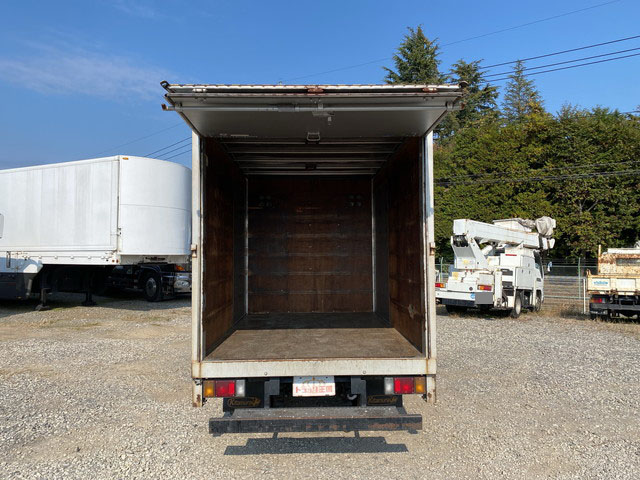 いすゞエルフアルミバン小型（2t・3t）[写真09]