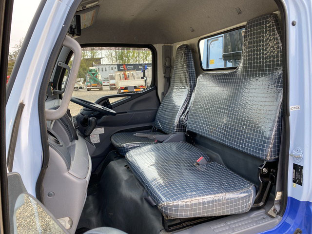 三菱ふそうキャンターパッカー車（塵芥車）小型（2t・3t）[写真28]