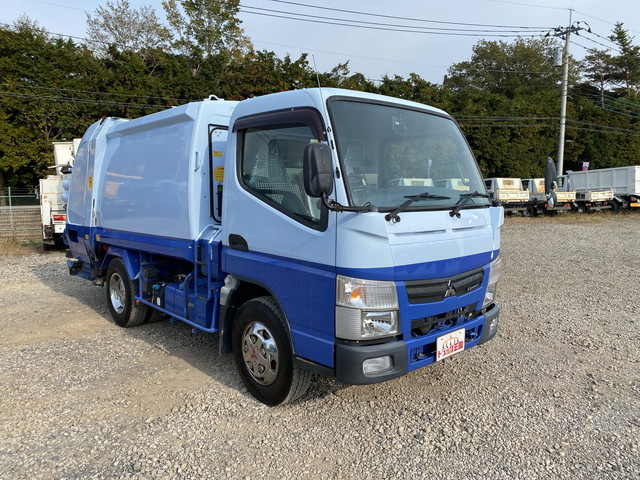 三菱ふそうキャンターパッカー車（塵芥車）小型（2t・3t）[写真04]