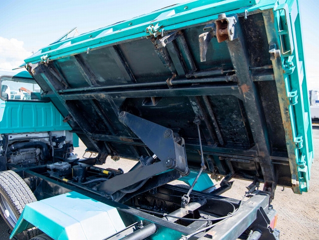 いすゞエルフ三転ダンプ小型（2t・3t）[写真12]