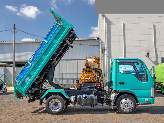 いすゞエルフ三転ダンプ小型（2t・3t）[写真09]