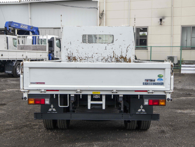 三菱ふそうキャンター平ボディ小型（2t・3t）[写真06]