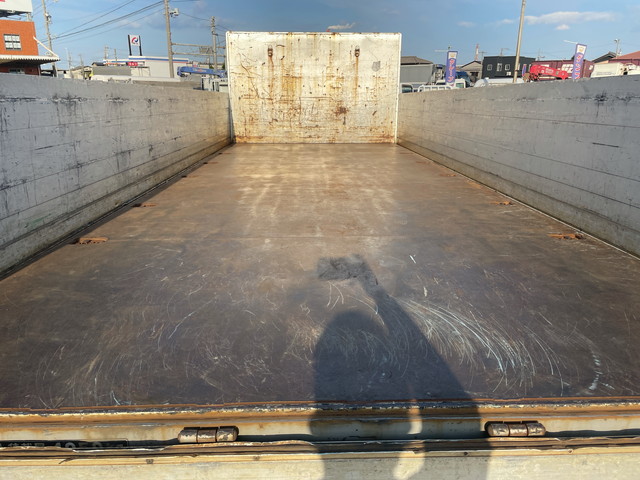 日野レンジャーアルミブロック中型（4t）[写真11]