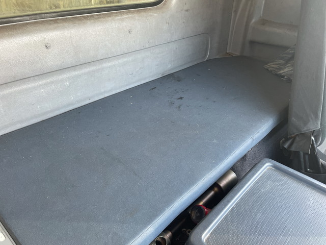 日野レンジャーアルミブロック中型（4t）[写真31]