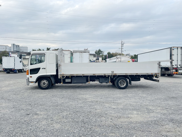 日野レンジャーアルミブロック中型（4t）[写真05]