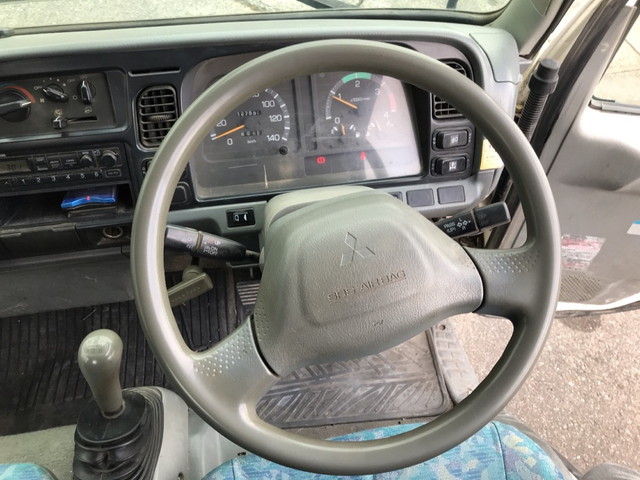 三菱ふそうキャンターダンプ・クレーン付小型（2t・3t）[写真23]