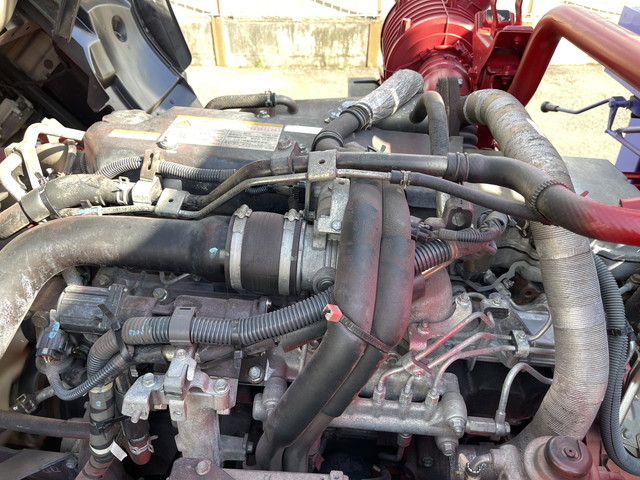 いすゞフォワードセルフクレーン4段増トン（6t・8t）[写真27]