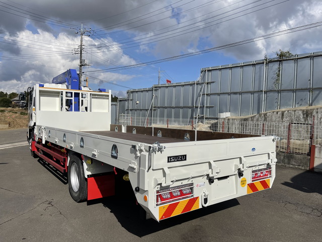 いすゞフォワードセルフクレーン4段増トン（6t・8t）[写真05]