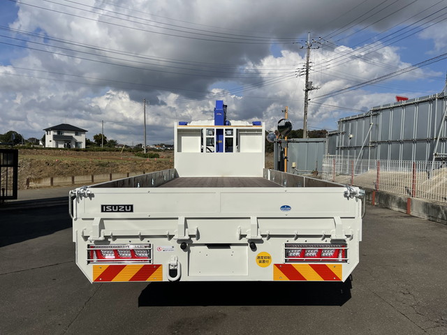 いすゞフォワードセルフクレーン4段増トン（6t・8t）[写真09]