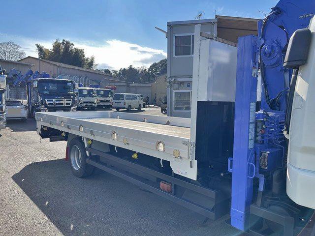 三菱ふそうファイターセルフクレーン3段増トン（6t・8t）[写真07]