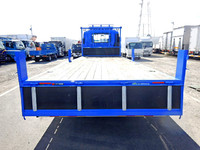 いすゞフォワード平ボディ中型（4t）[写真07]