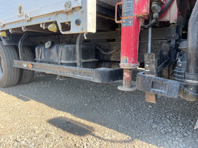 いすゞエルフユニック3段小型（2t・3t）[写真17]