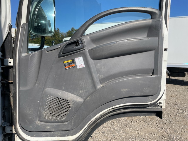 いすゞエルフユニック3段小型（2t・3t）[写真31]