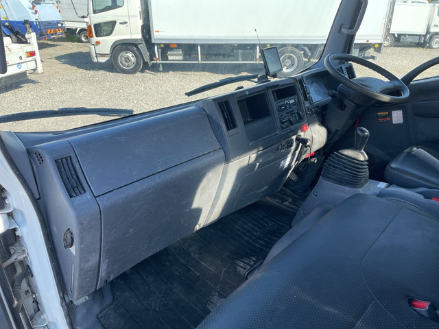 いすゞエルフユニック3段小型（2t・3t）[写真35]