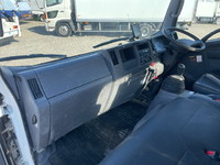 いすゞエルフユニック3段小型（2t・3t）[写真35]