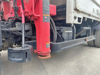 三菱ふそうキャンタークレーン4段小型（2t・3t）[写真23]