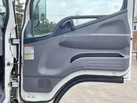 三菱ふそうキャンタークレーン4段小型（2t・3t）[写真31]