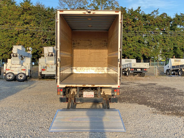 トヨタダイナアルミバン小型（2t・3t）[写真10]