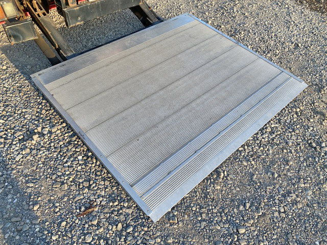 トヨタダイナアルミバン小型（2t・3t）[写真17]