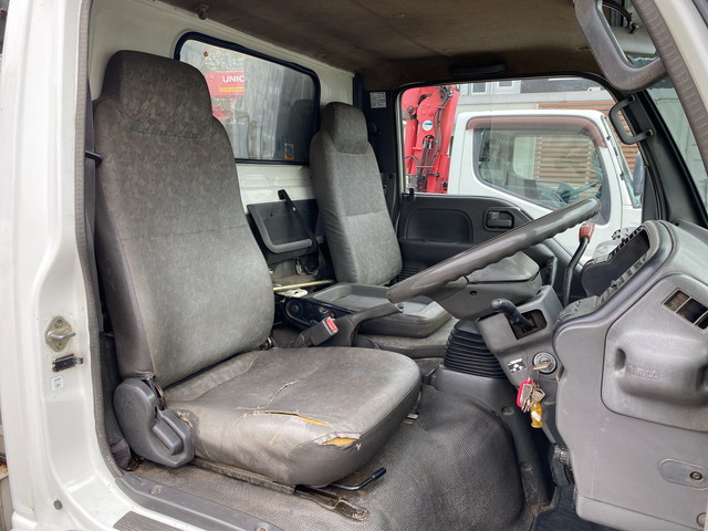 UDトラックスアトラス高所作業車小型（2t・3t）[写真29]