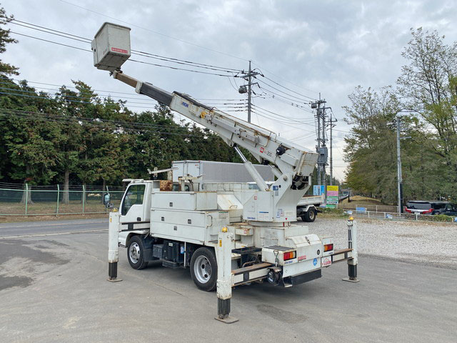 UDトラックスアトラス高所作業車小型（2t・3t）[写真04]