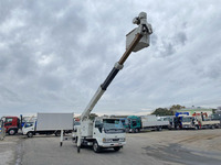 UDトラックスアトラス高所作業車小型（2t・3t）[写真09]