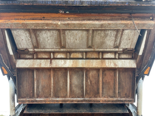 三菱ふそうキャンターパッカー車（塵芥車）小型（2t・3t）[写真12]