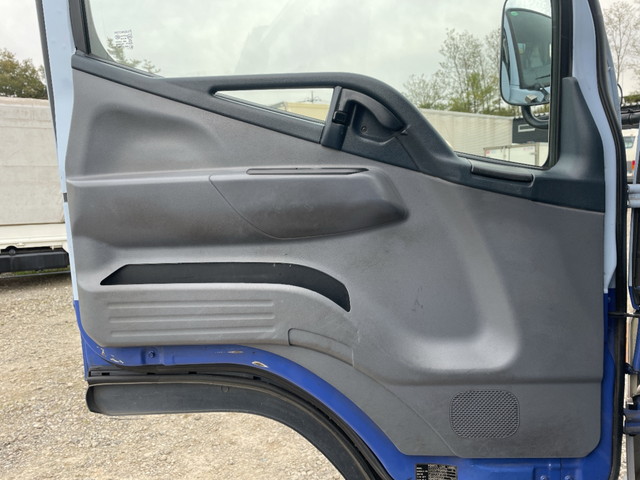 三菱ふそうキャンターパッカー車（塵芥車）小型（2t・3t）[写真25]