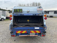 三菱ふそうキャンターパッカー車（塵芥車）小型（2t・3t）[写真08]