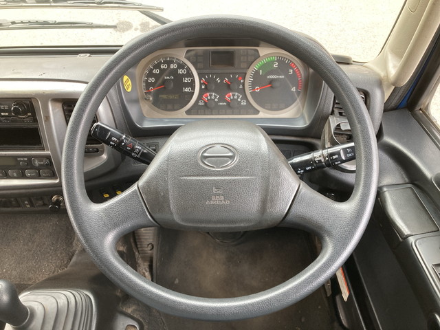 日野レンジャーマルチリフト増トン（6t・8t）[写真33]