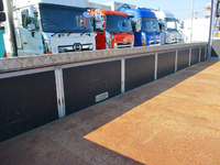 いすゞフォワードクレーン4段増トン（6t・8t）[写真10]