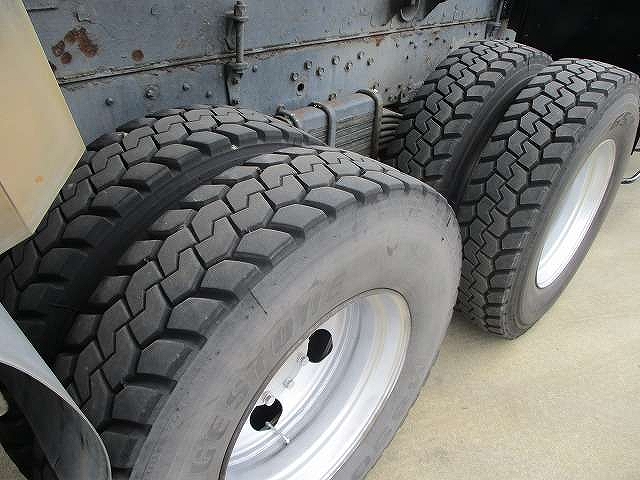 三菱ふそうスーパーグレート深ダンプ（土砂禁ダンプ）大型（10t）[写真14]