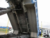 三菱ふそうスーパーグレート深ダンプ（土砂禁ダンプ）大型（10t）[写真09]