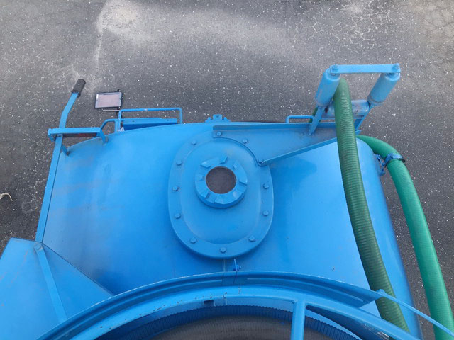 三菱ふそうキャンターバキュームカー小型（2t・3t）[写真12]