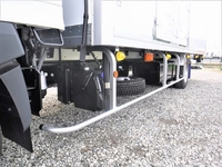 日野レンジャー冷凍車（冷蔵車）中型（4t）[写真13]