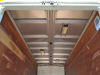 三菱ふそうファイターアルミウイング中型（4t）[写真17]