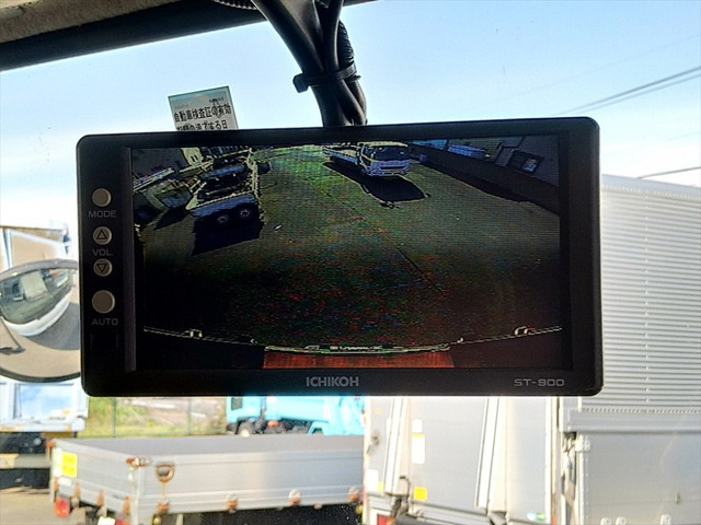 三菱ふそうファイターアルミウイング中型（4t）[写真23]