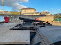 UDトラックスクオントレーラーヘッド（トラクターヘッド）大型（10t）[写真11]