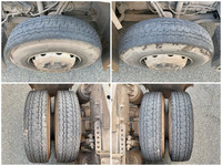 UDトラックスクオントレーラーヘッド（トラクターヘッド）大型（10t）[写真19]