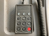 UDトラックスクオントレーラーヘッド（トラクターヘッド）大型（10t）[写真34]