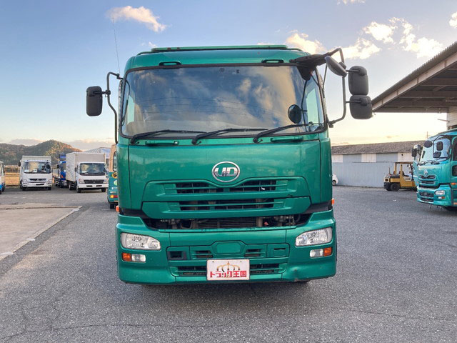 UDトラックスクオントレーラーヘッド（トラクターヘッド）大型（10t）[写真07]
