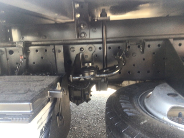 いすゞエルフ冷凍車（冷蔵車）小型（2t・3t）[写真16]