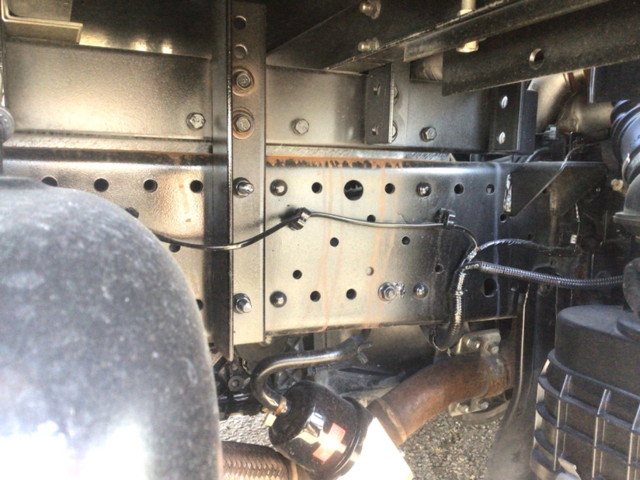 いすゞエルフ冷凍車（冷蔵車）小型（2t・3t）[写真17]